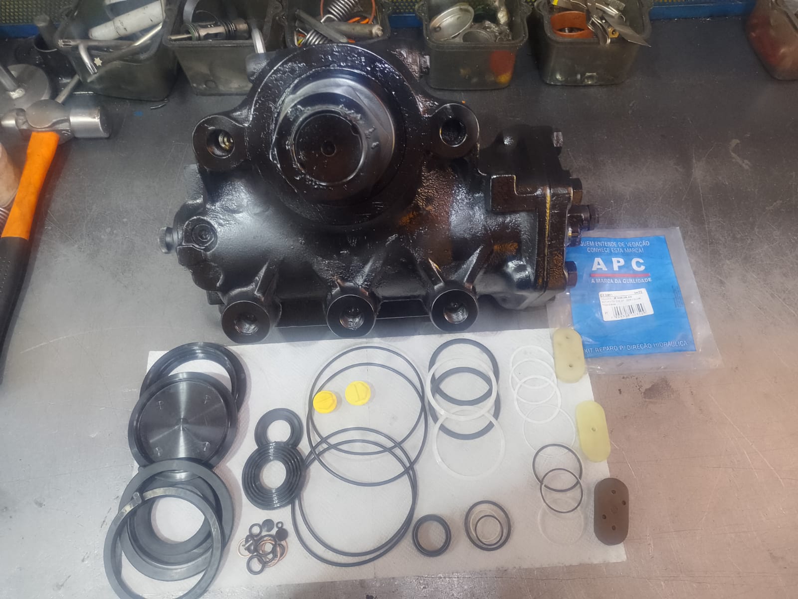 Caja Direccion ZF 8098 volvo